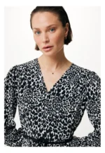 All over printed wrap dress - Image 3